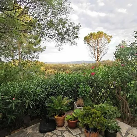 Apartamento Avec Terrasse En Rez-de-jardin Dans Avec Piscine, Tennis Et Aire De Jeux *