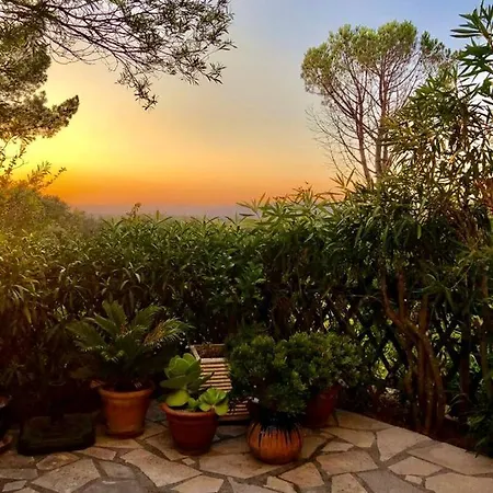 Avec Terrasse En Rez-de-jardin Dans Avec Piscine, Tennis Et Aire De Jeux Apartamento Fréjus